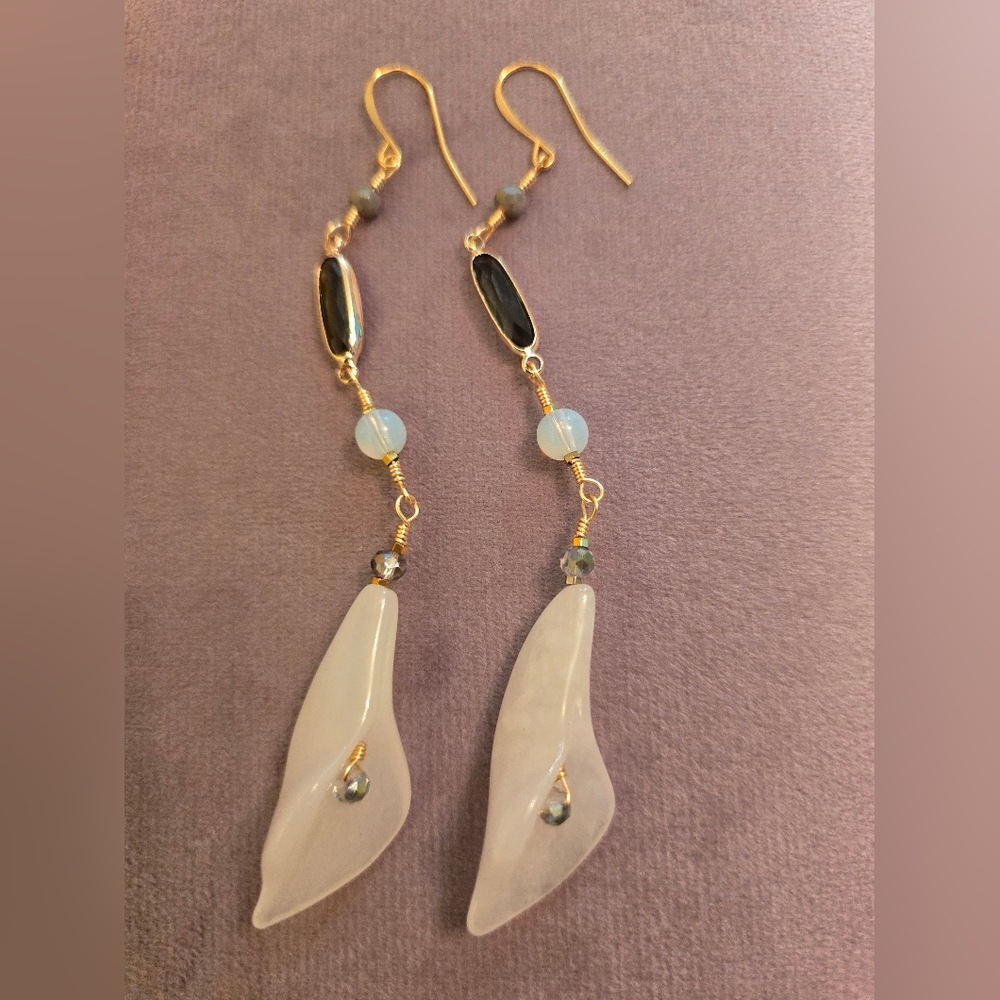 Elegant Gold and White Dangle Earrings